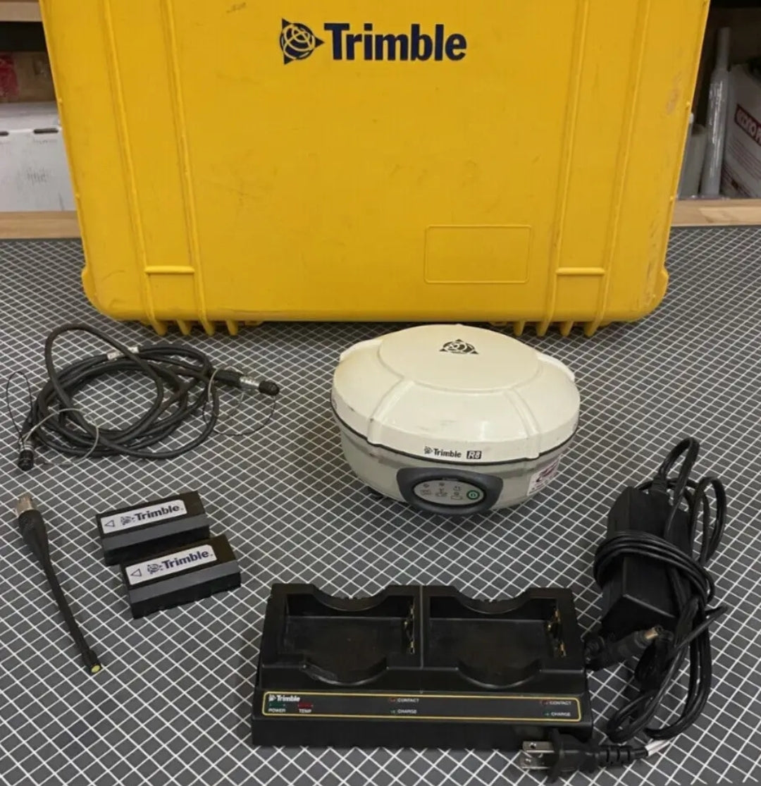 TRIMBLE R8